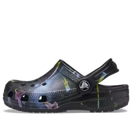 (GS) Crocs Classic Fora deste mundo II Clogs ‘Black Multi’