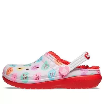 (GS) Crocs Classic Namorados elevados forrados Clogs ‘Vermelho Branco’