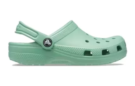 (GS) Crocs Classic Pedra Jade Clogs ‘Verde’
