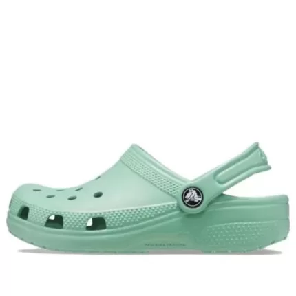 (GS) Crocs Classic Pedra Jade Clogs ‘Verde’