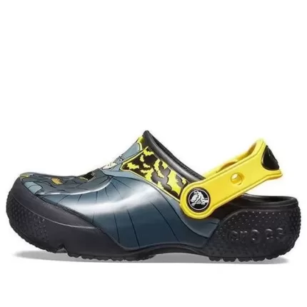 (GS) Crocs Fun Lab icônico Batman Clogs ‘Amarelo Marinho’