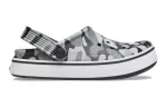 (GS) Crocs Impresso fora da quadra Clogs ‘Cinza Preto Branco’
