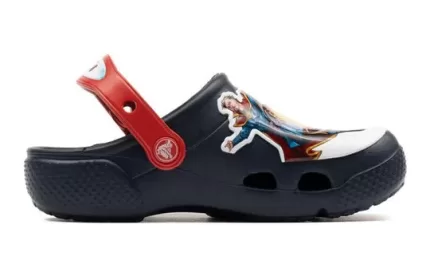 (GS) Crocs Marvel x Classic Clog ‘Avengers Patch’