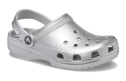 (PS) Crocs Classic Tamanco Metálico ‘Prata Metálico’