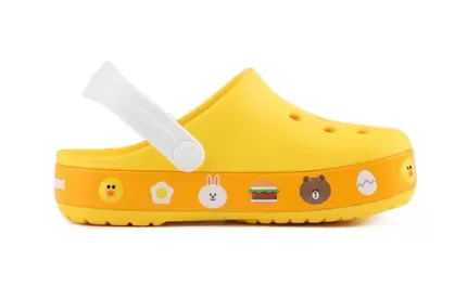 (PS) Crocs Pequena Crocs Sandálias Praia Amarelas