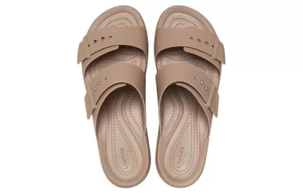 (WMNS) Crocs Brooklyn Sandália de cunha baixa ‘Latte’