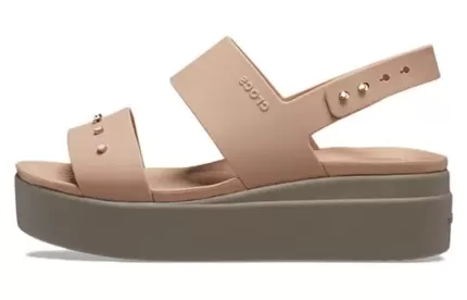 (WMNS) Crocs Brooklyn Studded Low Wedge ‘Cork Mushroom’