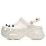 (WMNS) Crocs Chinelos esportivos de praia ao ar livre branco