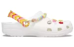(WMNS) Crocs Classic Clog Chinelos esportivos ao ar livre branco