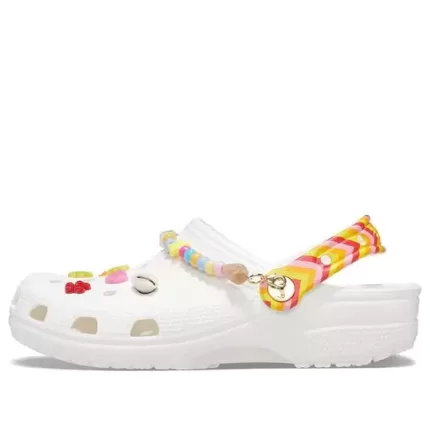 (WMNS) Crocs Classic Clog Chinelos esportivos ao ar livre branco