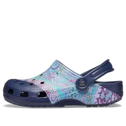 (WMNS) Crocs Classic Clog Liberty London Beach Sandálias Azul Profundo