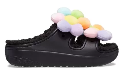 (WMNS) Crocs Classic Cosy Daisy Clogs ‘Preto Multi’