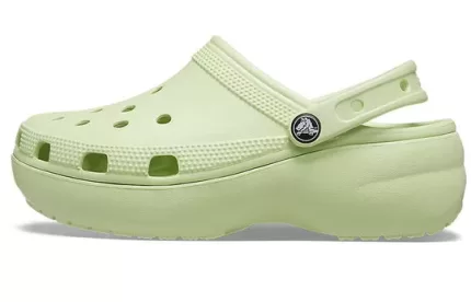 (WMNS) Crocs Classic Entupimento de plataforma ‘Aipo’