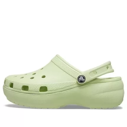 (WMNS) Crocs Classic Entupimento de plataforma ‘Aipo’
