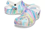(WMNS) Crocs Classic Fora deste mundo II Clog ‘Multicolorido’