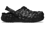 (WMNS) Crocs Classic Sapatos geométricos com forro de tamanco ‘Preto’