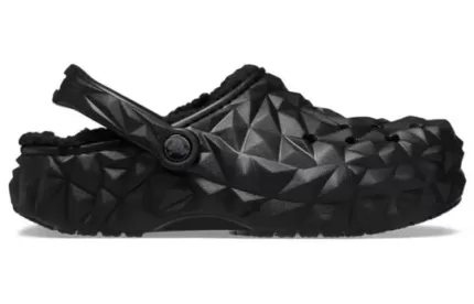 (WMNS) Crocs Classic Sapatos geométricos com forro de tamanco ‘Preto’