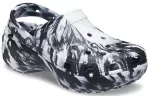 (WMNS) Crocs Classic Tamanco de plataforma marmorizada ‘Preto Branco’