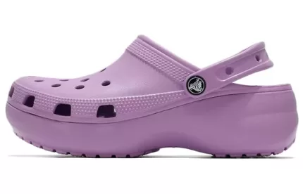 (WMNS) Crocs Classic nuvens Retro Beach Shoe Roxo