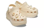 (WMNS) Crocs Mega Crush Shell e Pealrs Clogs ‘Bege’ 209287