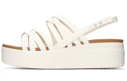 (WMNS) Crocs Sandálias Brooklyn Strappy Brancas
