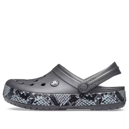 (WMNS) Crocs Sandálias Snake Pattern Grafite Preta