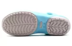 (WMNS) Crocs Sandálias azul gelo ‘Blue Gold’