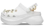 (WMNS) Crocs Tamanco Outdoor Classic Sandálias Desportivas Branco