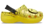 (WMNS) Crocs X Smiley Classic Tamanco Sola Grossa Rosto Sorridente nuvens Sandálias Amarelo Preto